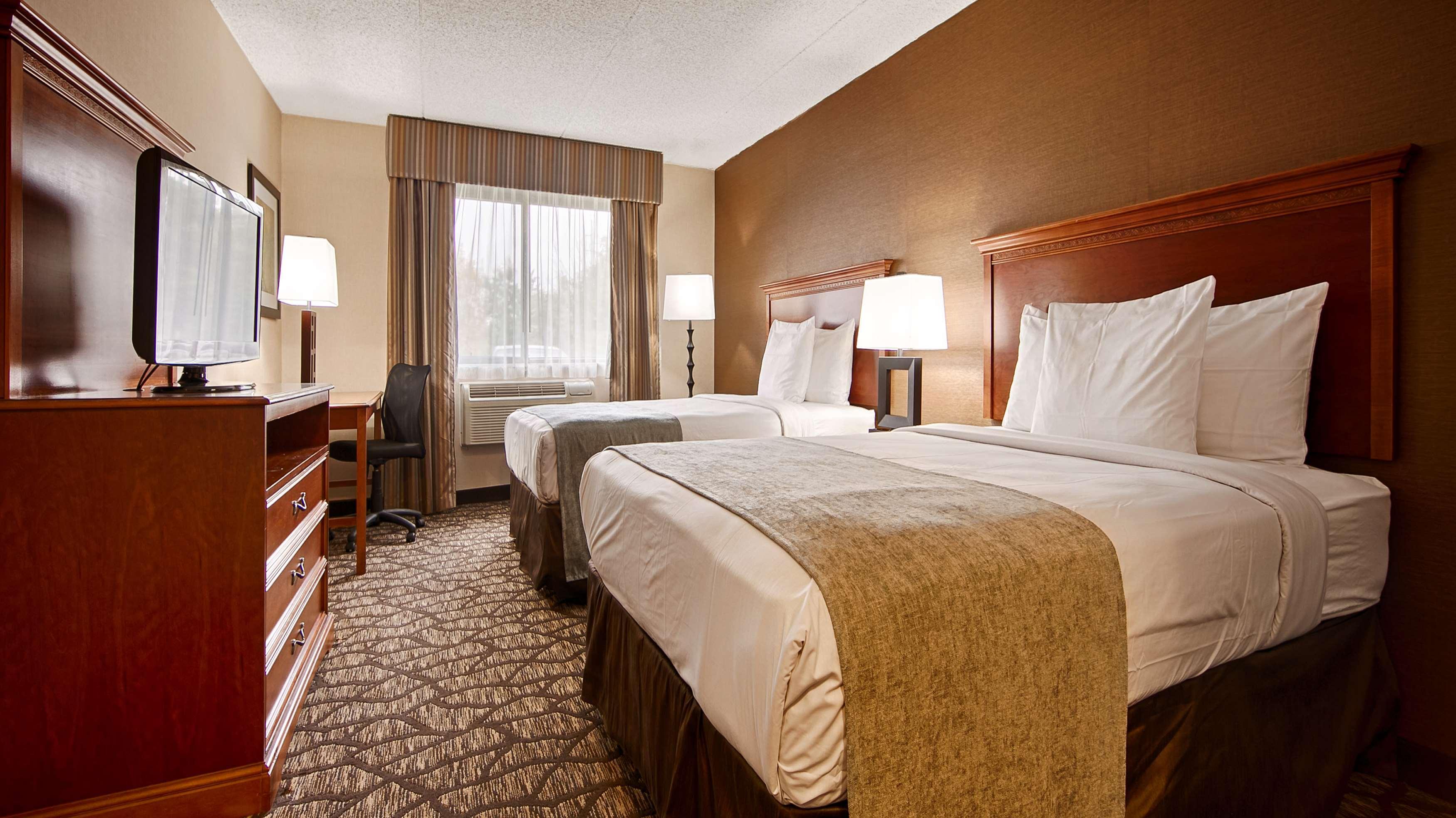 Best Western Detroit Livonia Exterior photo