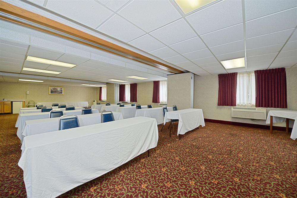 Best Western Detroit Livonia Business photo