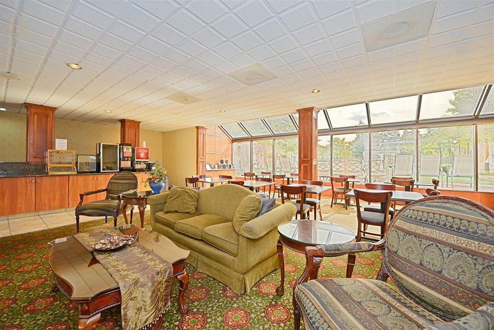 Best Western Detroit Livonia Restaurant photo